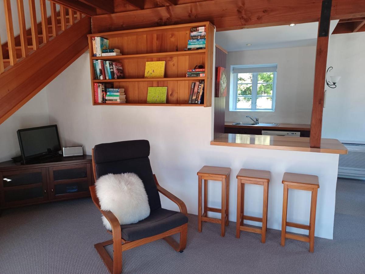 Pirita Vineyard Cottage. Upper Moutere Eksteriør billede